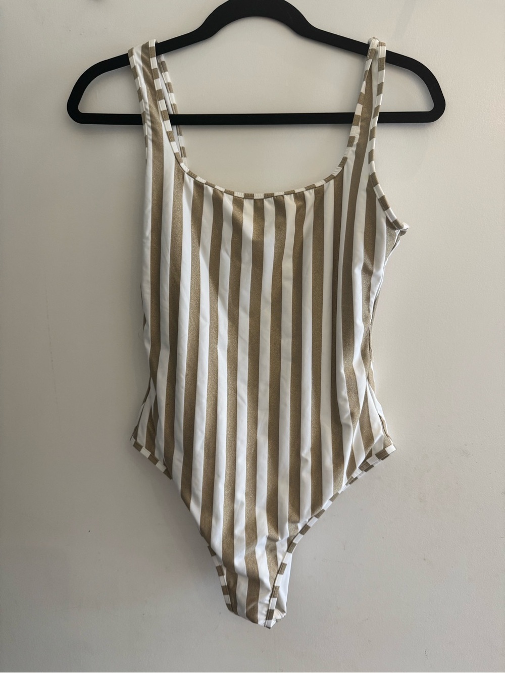 Diane von furstenberg nwt Striped One-Piece Swimsuit in white +gold.size S.